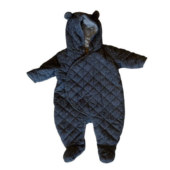 Baby Gap Denim Quilted Bear Snowsuit size 0-3 months - Picture 4 of 9